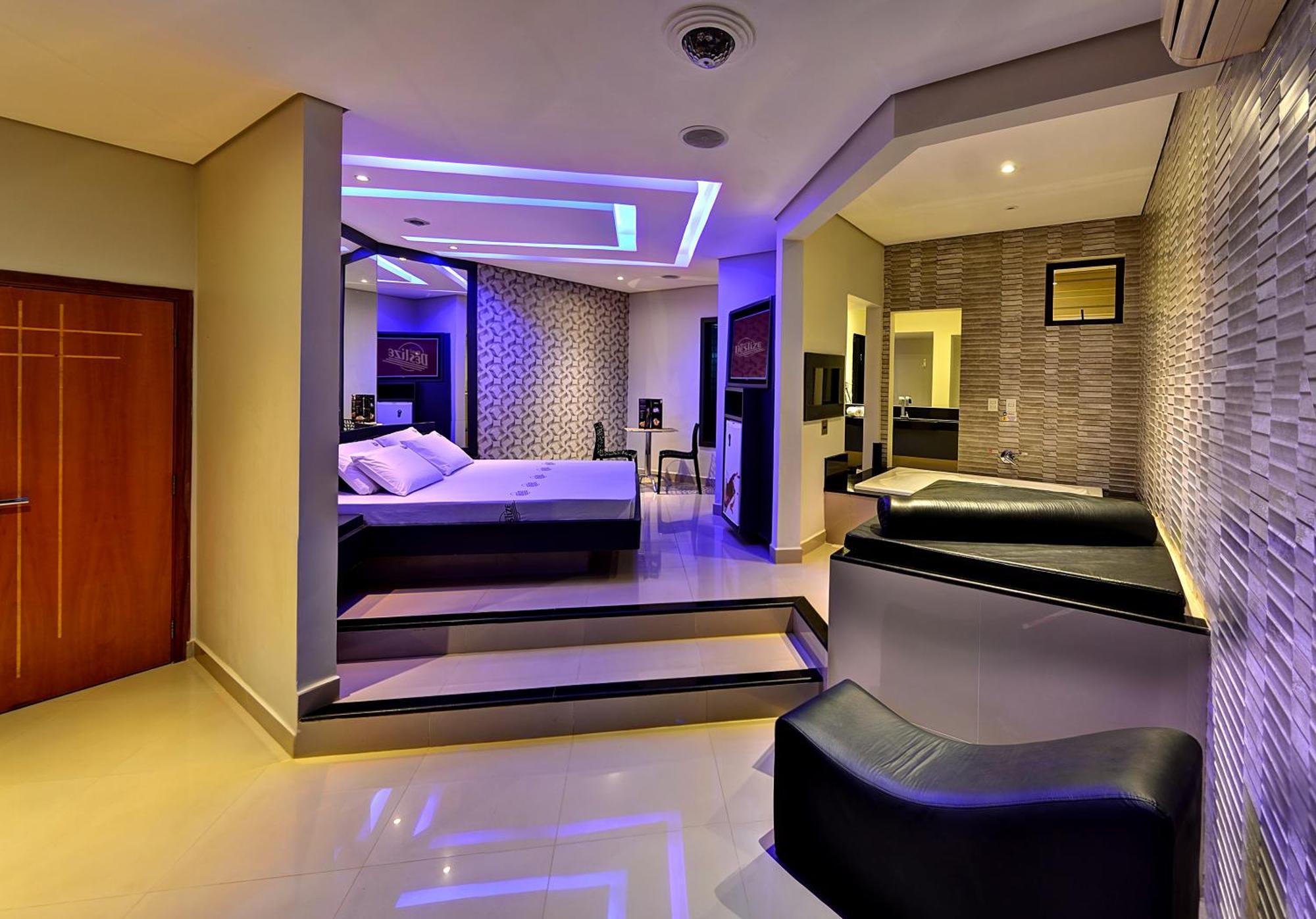 Deslize Motel 4 อูเบร์ลังเจีย ภายนอก รูปภาพ